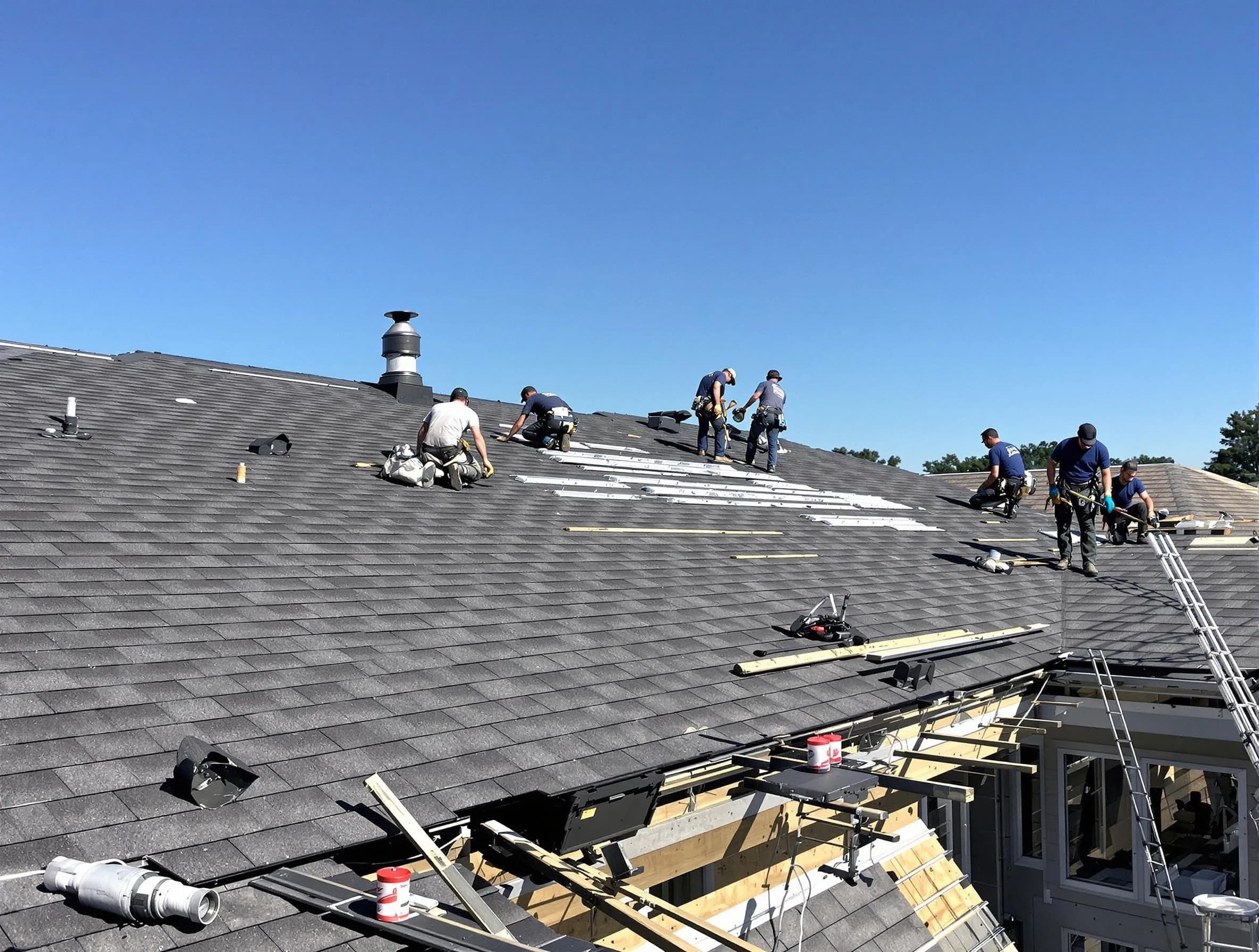 Strongsville Roofing Company experts performing roof installation in Strongsville, OH